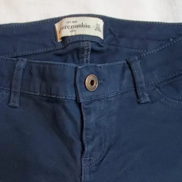 NWOT Abercrombie skinny pants - Picture 2 of 5